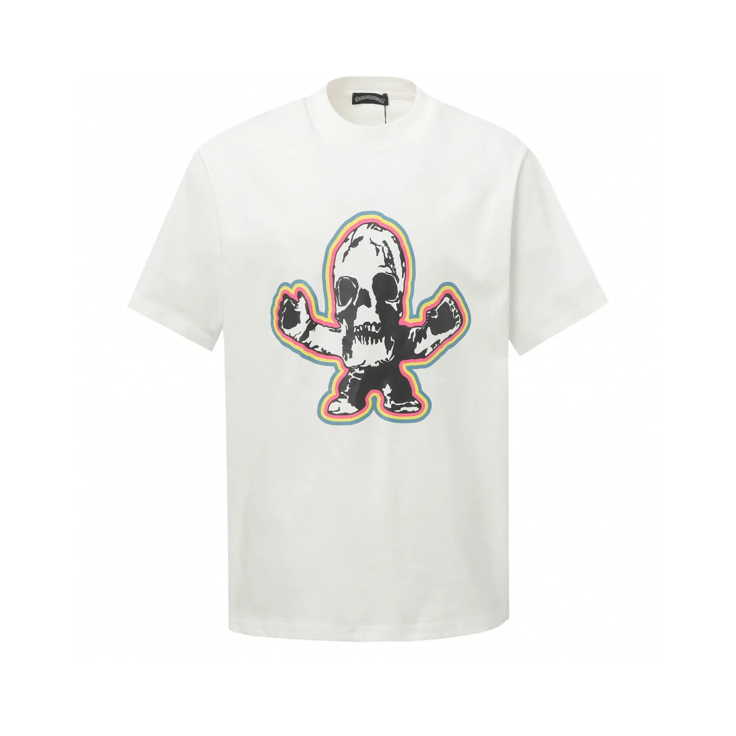🅿️170 ch/Ke Jia Sanskrit skull color printed T-shirt! Every one of the Cro family is really unique. Every piece is a killer, and the texture of the whole short sleeve is really amazing. 280g pure cotton fabric! 100% restored to the official details. All cuffs, shoulder seams, armholes, neckline are double-needle crimping process. This is the rigorous craftsmanship details that big brands should have, which determines the quality. The original washed tag packaging is full of style! The whole piece adopts three-needle and five-thread technology, (neckline-shoulder seam-sleeve seam-double-pressed thread, which looks more three-dimensional and textured) Same style for men and women. Color: black white Size: xs-l